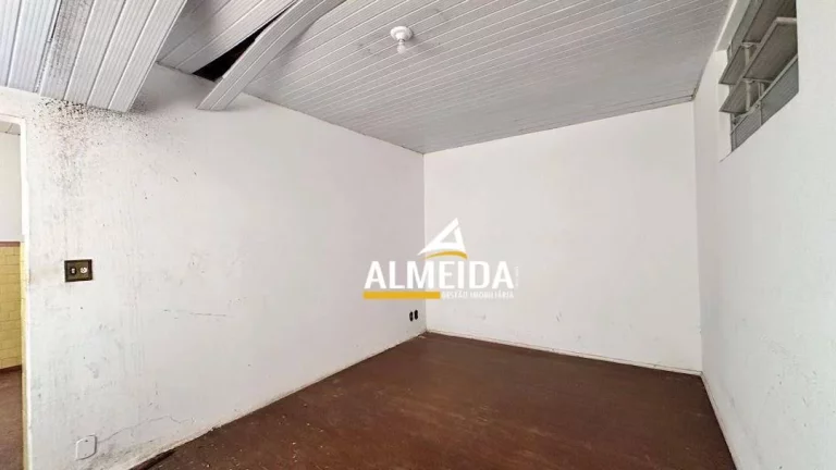 Imagem Casa com 2 dormitórios à venda, 113 m² por R$ 220.000,00 - Vila Aparecida - Rio Claro/SP