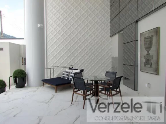 Imagem Cobertura para Venda em Balneário Camboriú / SC no bairro Centro