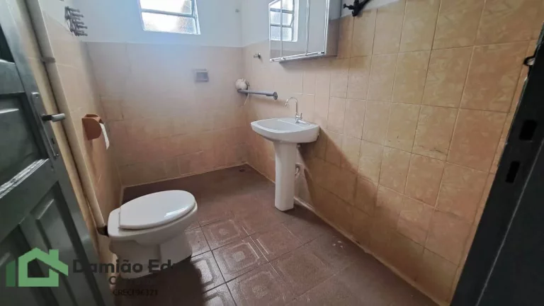 Imagem Casa no jd Guanabara Jundiaí sp, 2 dorm,sala cozinha wc, quintal edícula