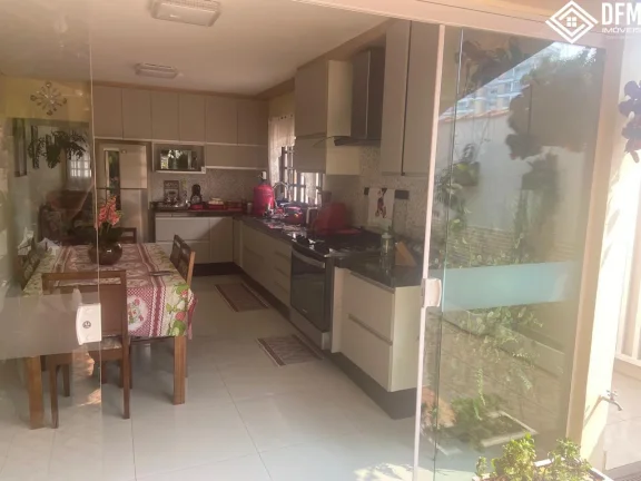 Imagem Sobrado com 3 Dormitorio(s) localizado(a) no bairro Vila Oliveira em Mogi das Cruzes / Mato Grosso do Sul Ref.:4301