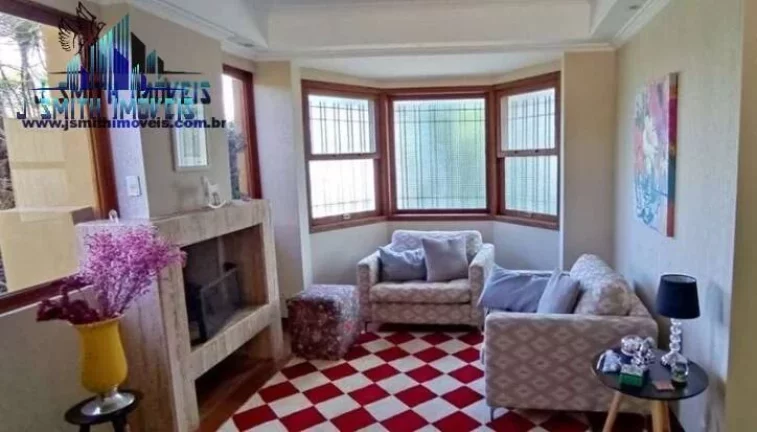 Imagem CASA 330m², TERRENO 1.500m². IMPECÁVEL E COM MUITO CHARME -