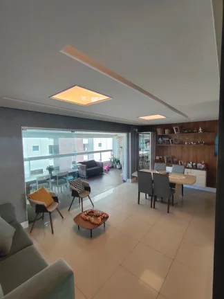 Imagem Amplo Apartamento no Patamares em Salvador Novo
