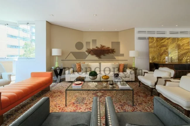 Imagem Maravilhoso apartamento duplex no Itaim Bibi com 394m².