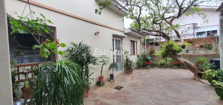 Imagem Belíssima casa multi-familiar no bairro Perpétuo Socorro