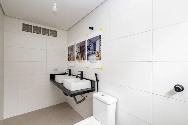 Imagem Sobrado com 3 Suítes, 2 vagas, churrasqueira à venda, 190 m² por R$ 1.304.680 - Vista Alegre - Curitiba/PR