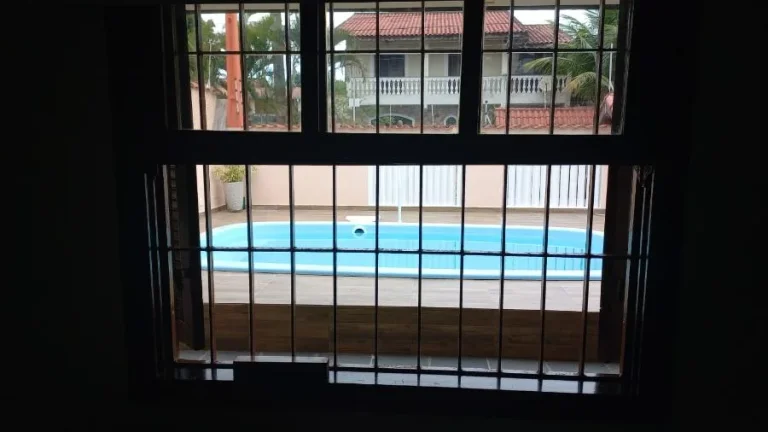 Imagem Casa para Venda por R$460.000,00 com 250m², 1 sala, 2 banheiros e 3 vagas - Belmira novaes, Peruíbe / SP - Cód. 13633