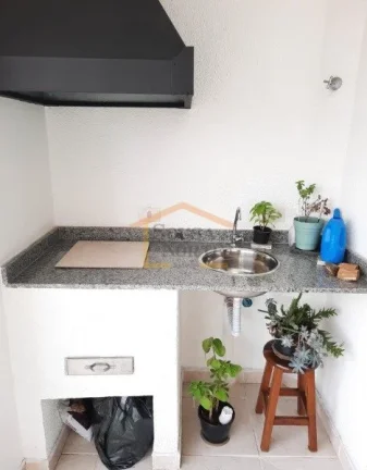 Imagem Apartamento resultante da junção de duas unidades com 183 m², 3 dormitórios, sendo 3 suites, 3 b...