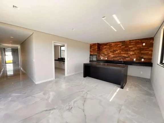 Imagem Conforto e Estilo em Dois Andares: Casa com 4 Dormitórios, 2 Suítes em Condomínio Fechado!