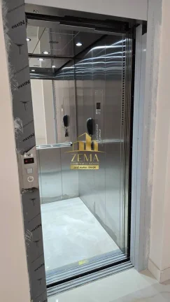 Imagem Sobrado alto padrão em condomínio, 560 m2, Elevador, 04 suites ( 01 Master)