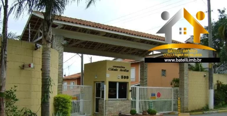 Imagem Casa à venda no condomínio Cidade Jardim na Granja Viana - Batelli Imóveis