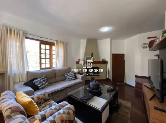 Imagem Casa com 3 dormitórios à venda, 155 m² por R$ 790.000,00 - Quebra Frascos - Teresópolis/RJ