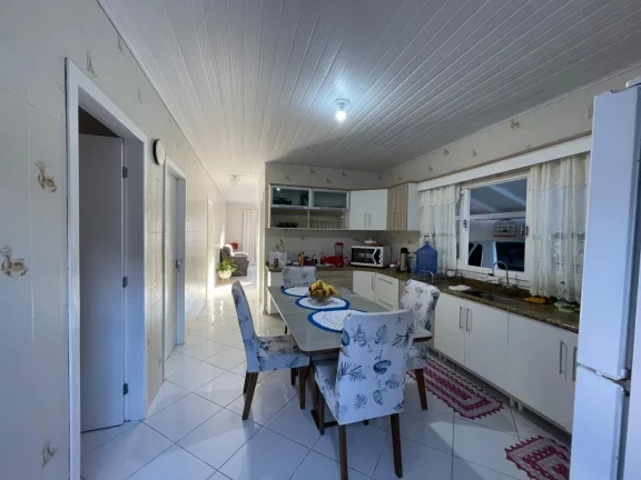 Imagem CASA RESIDENCIAL em BARRA VELHA - SC, Icaraí