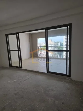 Imagem A planta bem distribuída conta com 3 suítes, 2 salas e uma cozinha integrada, proporcionando ampla...
