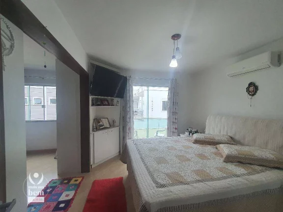 Imagem ESTUDA PERMUTA ATÉ 600 MIL - sobrado com elevador, 142 m², 3 quartos (1 suíte), 2 vagas por R$ 795.000,00 - Hauer - Curitiba/PR