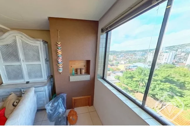 Imagem Apartamento espaçoso e bem localizado na Armando Barbedo para viver com conforto na Tristeza.

Trê...