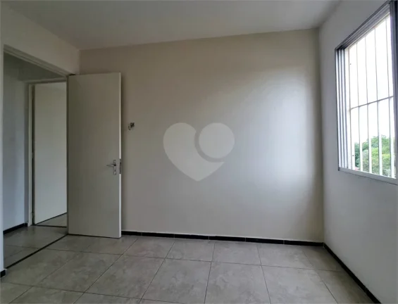 Imagem Apartamento à venda com 2 quartos no condomínio Margarida, São Paulo - SP