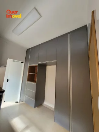 Imagem Oportunidade única: Casa em condomínio de 3 quartos com 156m² no bairro Alto do Vale, Cravinhos-SP! Venda ou locação.