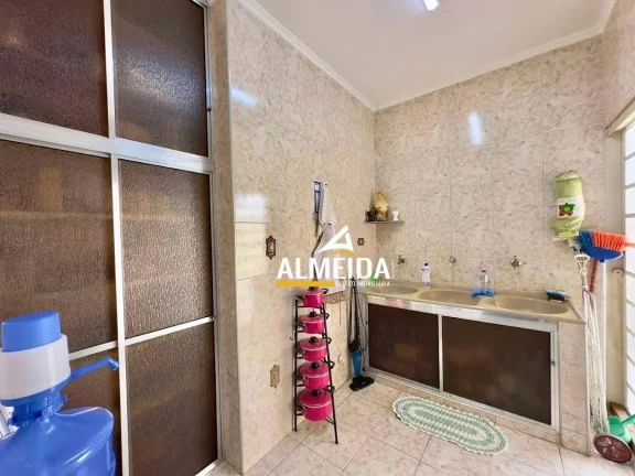 Imagem Casa com 3 dormitórios à venda, 219 m² por R$ 700.000,00 - Jardim Floridiana - Rio Claro/SP