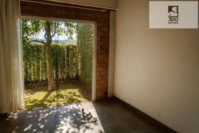 Imagem Casa - Aluguel no bairro Vista Alegre - Curitiba, PR