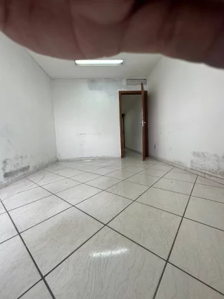 Imagem Sala comercial 35m² à venda no coração da Taquara - RJ