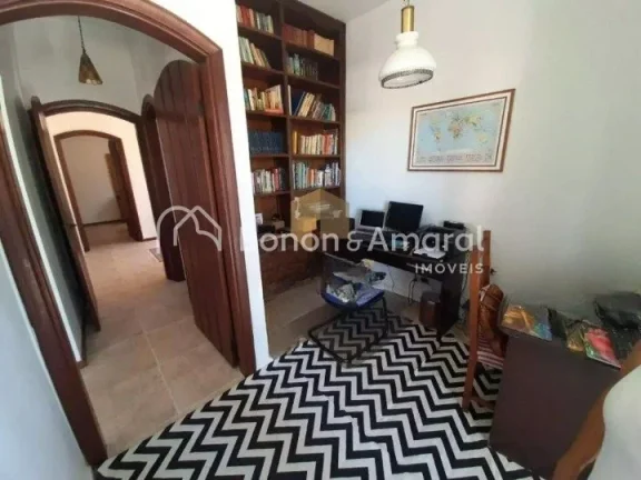 Imagem Viva a Tradição com Conforto!

Descubra o encanto de morar em uma casa colonial com construção s...
