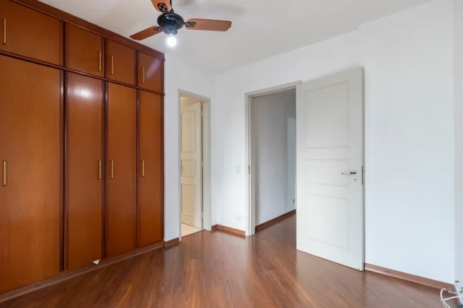 Imagem Apartamento Moema - 89M², 3 Dorms, 1 Suíte, 2 Vagas, Varanda, Armários, Dependência Completa de Serviço, Split.