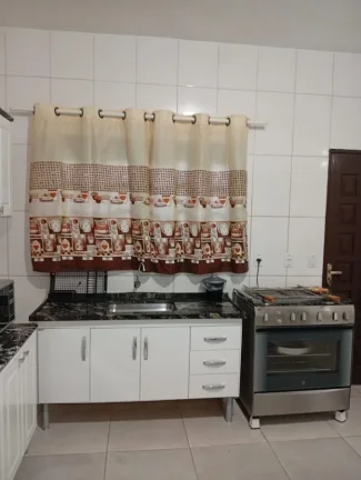 Imagem Casa para Venda em Itanhaém, Balneário Califórnia, 2 dormitórios, 2 suítes, 2 banheiros, 4 vagas