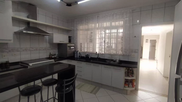 Imagem Casa para Venda em Maringá / PR no bairro Jardim Imperial