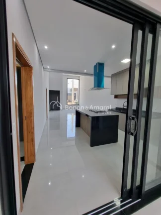 Imagem Casa à venda em condomínio, Paulinia, em construção, 3 suites, master, lavabo, living pé direito alto, área gourmet integrada, quintal, WC de serviço, fino acabamento, armários, despensa,aquecimento solar, preparação para AC., piscina,lazer no condomínio.