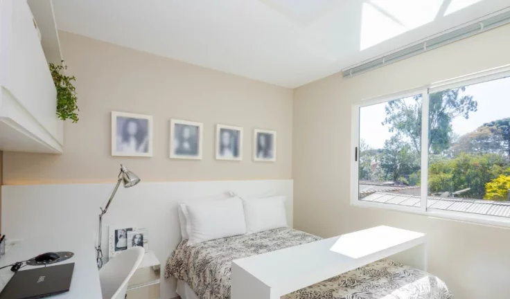 Imagem Sobrado em Condomínio de 3 quartos no bairro Santa Felicidade