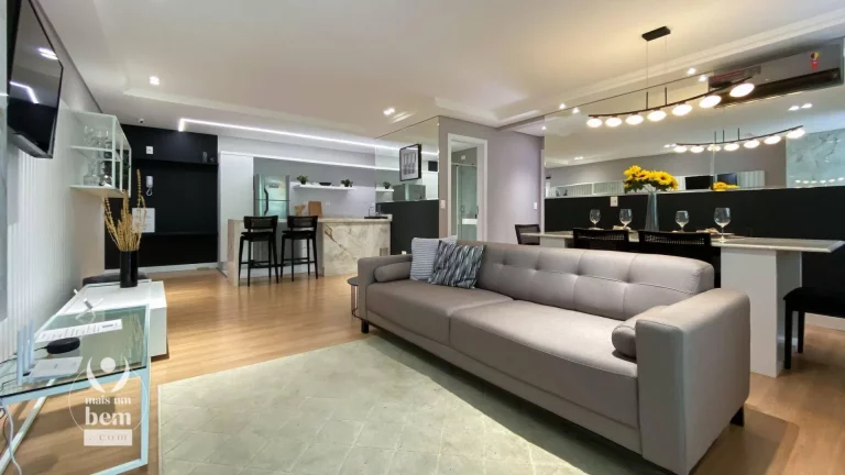 Imagem Venha morar em meio a natureza! Apartamento com 3 quartos (1 suíte), sacada com churrasqueira à venda por R$ 987.000 - Bacacheri - Curitiba/PR
