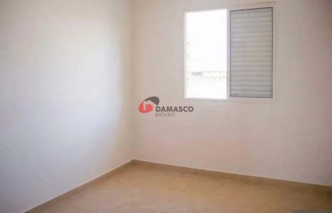 Imagem Sobrado à venda 3 Quartos, 4 Vagas, 197 m², Nova Gerty, São Caetano do Sul - SP