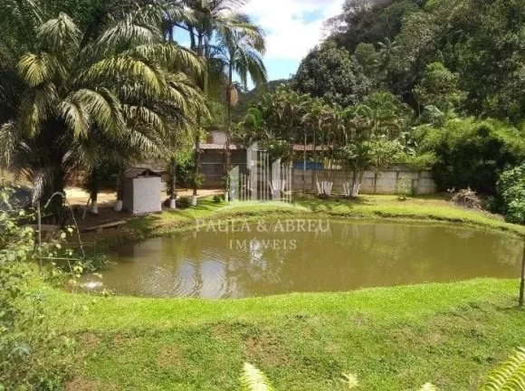 Imagem Chácara 13.000m², 6.000 Limpo, 2 Dorms 1 Suíte, Cachoeira pequena, Lago com peixe, Murada, Baia, Canil, 100 pés de Banana em Santa Rita do Ribeira, Miracatu-SP