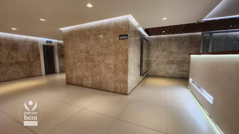 Imagem INCRÍVEL SALA COMERCIAL DE 90 m², excelente localização entre o palácio Avenida e a Biblioteca Pública por 301.000,00 Centro - Curitiba/PR