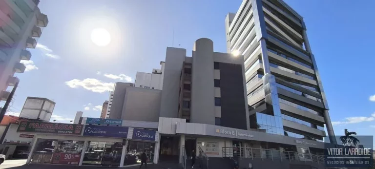 Imagem Sala Comercial 102m² no Interclínicas em Tubarão