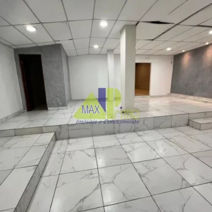 Imagem Galpão Comercial para Locação na Vila Marieta, São Paulo-SP: Espaço Amplo e Funcional para seu Negócio!