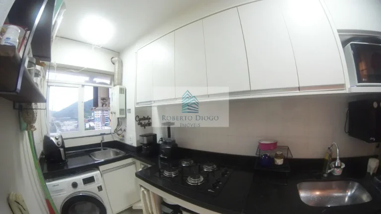 Imagem Apartamento à venda em Rio de Janeiro-RJ, bairro Camorim: 2 quartos, sala, banheiro, vaga de garagem. Confira!