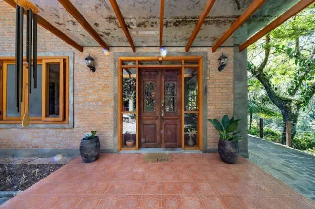 Imagem Cond Palos Verdes - 3 lotes (4.373m²) 6 dorm/4sts, reformada e modernizada