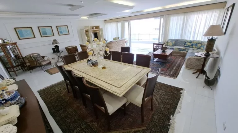 Imagem APARTAMENTO SUPER AMPLO CLEAN, MOBILIADO, COM VISTA PARA O MAR