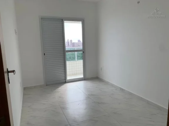 Imagem Novo, Moderno e a 280 Metros do Mar — Viva com Elegância em Mirim