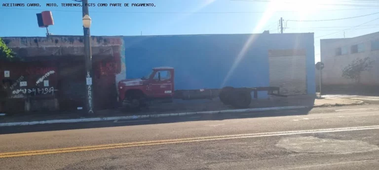 Imagem Área Comercial para Venda em Sarandi, Jardim Nova Aliança, 2 dormitórios, 1 banheiro, 2 vagas