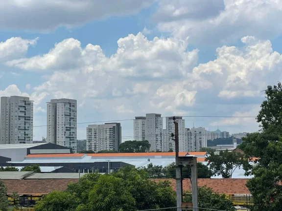 Imagem Apartamento 50M², 1Q, Cozinha, 1 Banheiro, Recém Reformado, Cozinha Americana Toda em Porcelanato, Pé Direito Alto, Janelões.