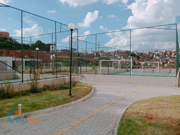 Imagem Apartamento com 2 dormitórios para alugar, 40 m² por R$ 2.000,00/mês - Parque Imperial - Ferraz de Vasconcelos/SP