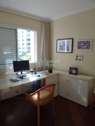 Imagem Ótimo apartamento em Perdizes com 3 dormitórios e 3 vagas de garagem. 1 suíte com ar condicionado...