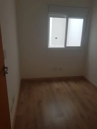 Imagem VENDO SOBRADO COM 03 SUÍTES NO BAIRRO VILA ERNA! (CUPECÊ)