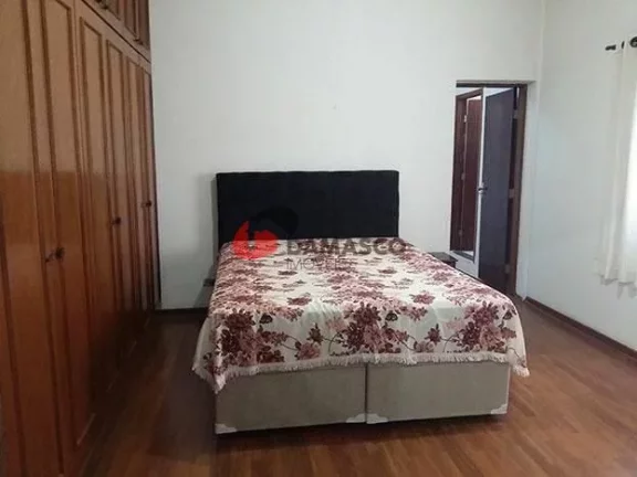 Imagem Sobrado à venda 3 Quartos, 1 Suite, 4 Vagas, 201M², Santa Maria, São Caetano do Sul - SP