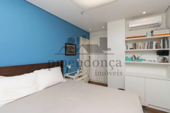 Imagem Apartamento em Perdizes com 4 quartos (3 sui­tes) e 3 vagas, 143m².