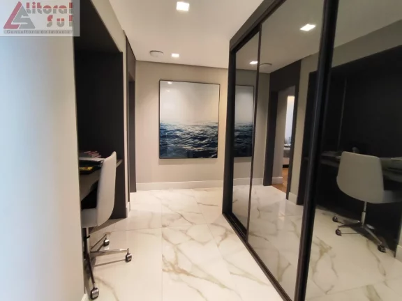 Imagem Luxuoso apartamento à venda em Praia Grande-SP, Canto do Forte: 3 quartos, 3 suítes, 2 salas, 4 banheiros, 3 vagas, 250m².
