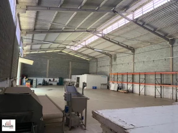 Imagem Galpão INDUSTRIAL Santana de Parnaíba - SP - Recanto Sombra do Ipê