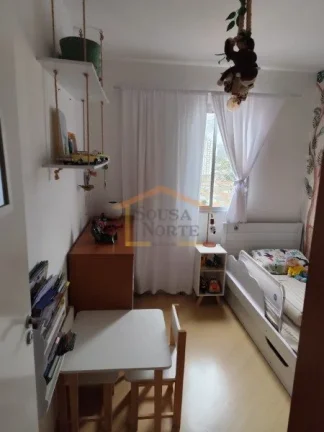 Imagem Apartamento de 53m², com 2 dormitórios, 1 banheiro e 1 vaga, com armários nos quartos, cozinha e ...